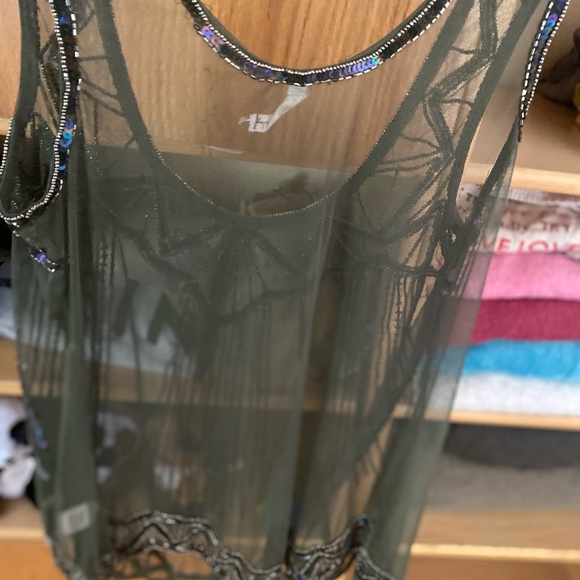 Gorgeous beaded embodied sheer tank top - Picture 6 of 6
